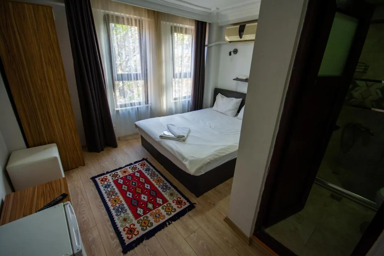 **  Hotel Altun Life Isztambul Törökország